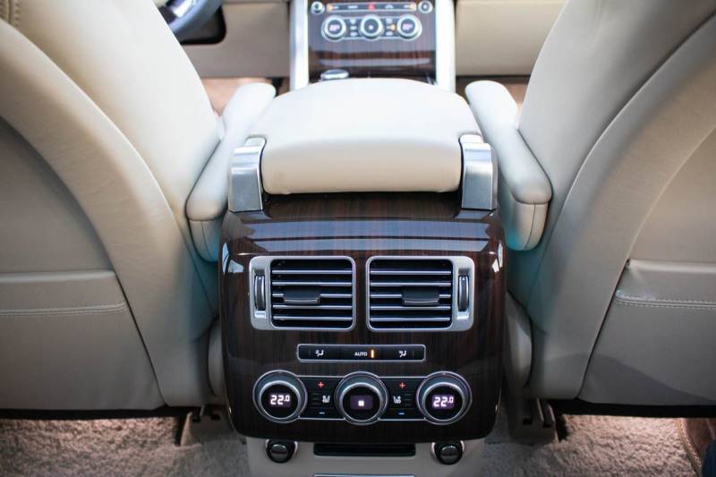 Land Rover Range Rover   Registered:2014(14)