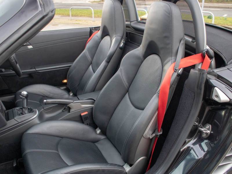 Porsche Boxster   Registered:2011(61)