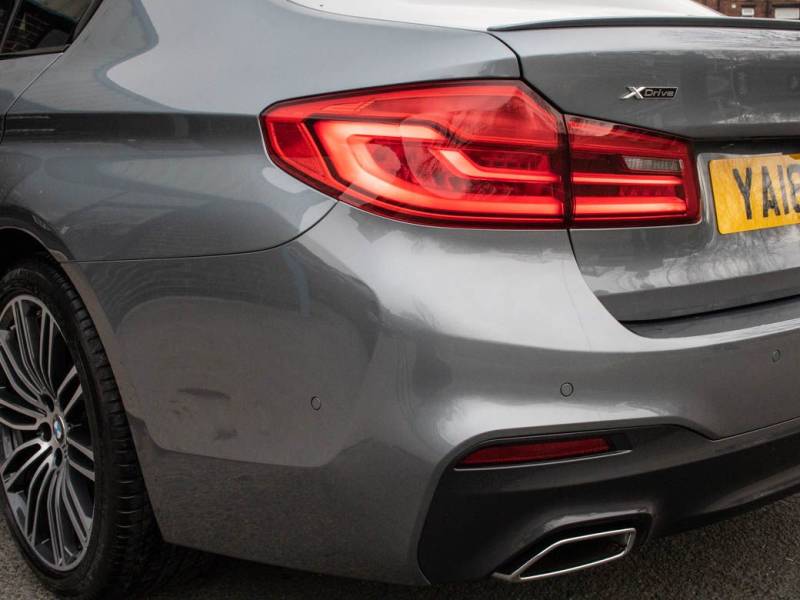 BMW 5 Series   Registered:2018(18)