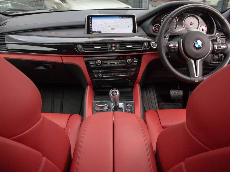 BMW X5 M   Registered:2018(18)