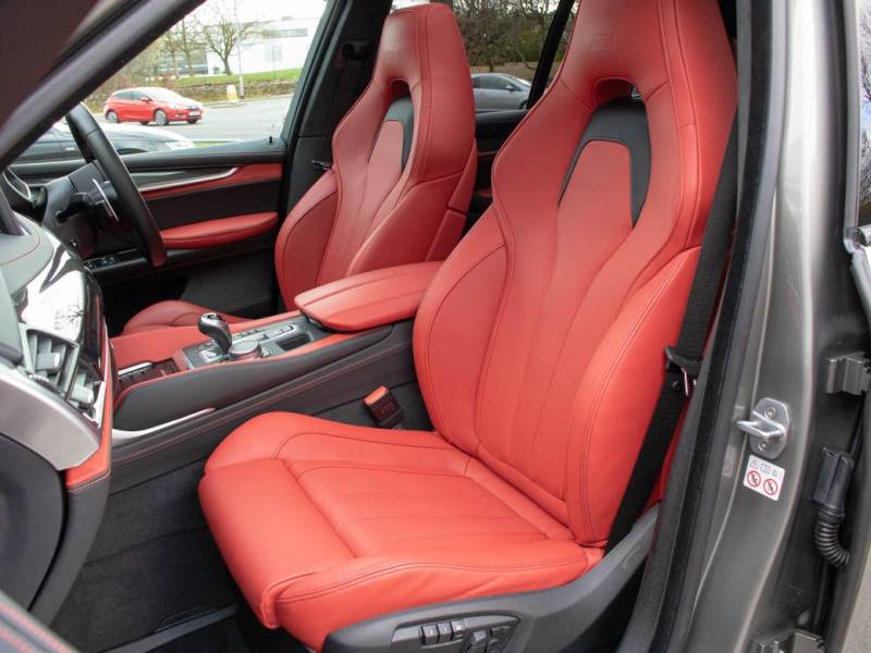 BMW X5 M   Registered:2018(18)