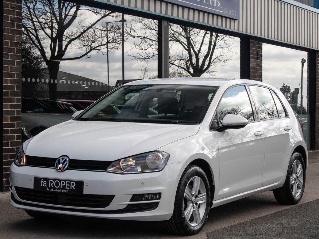 Volkswagen Golf 1.6 TDI 110ps Match DSG 5 door Sat Nav Hatchback Diesel Pure WhiteVolkswagen Golf 1.6 TDI 110ps Match DSG 5 door Sat Nav Hatchback Diesel Pure White at fa Roper Ltd Bradford