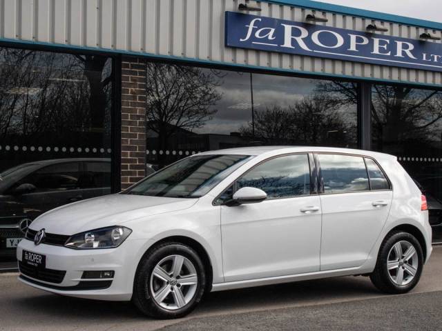 2015 Volkswagen Golf 1.6 TDI 110ps Match DSG 5 door Sat Nav