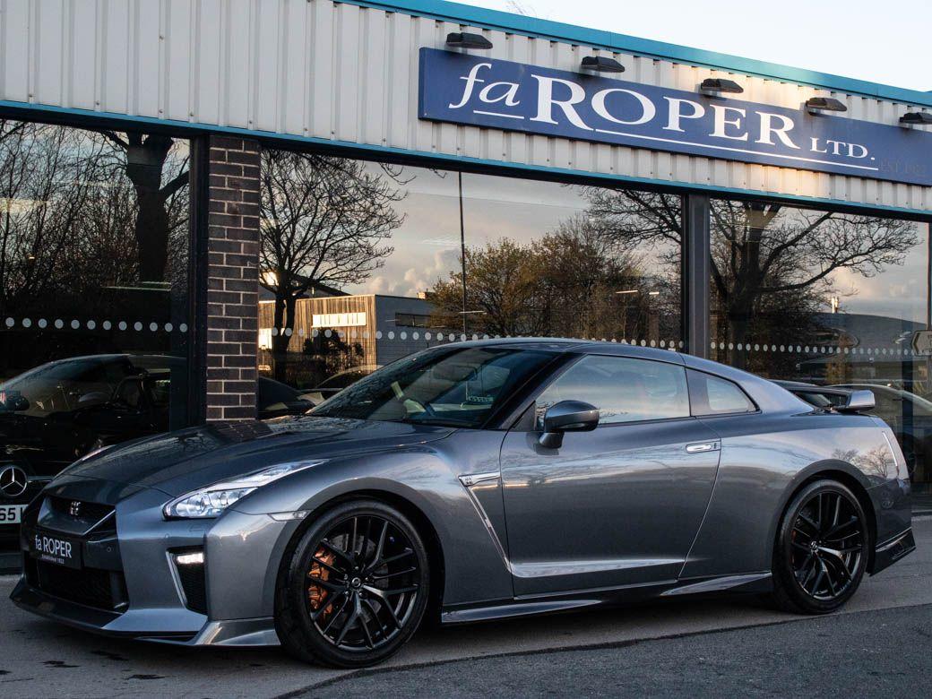 Nissan GT-R 3.8 Recaro Auto 570ps Coupe Petrol Gun Metallic