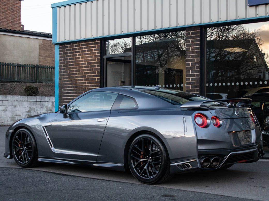 Nissan GT-R 3.8 Recaro Auto 570ps Coupe Petrol Gun Metallic