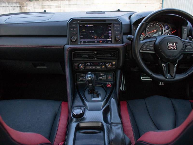 Nissan GT R   Registered:2016(66)