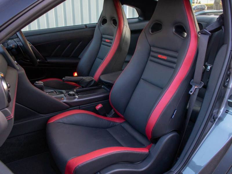 Nissan GT R   Registered:2016(66)