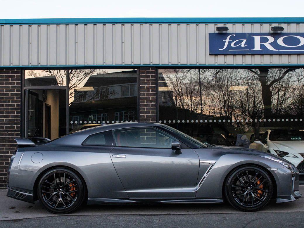 Nissan GT-R 3.8 Recaro Auto 570ps Coupe Petrol Gun Metallic