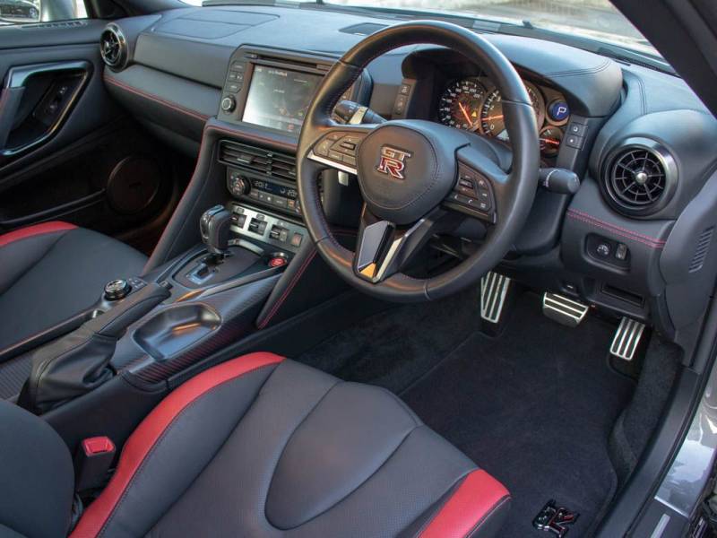 Nissan GT R   Registered:2016(66)