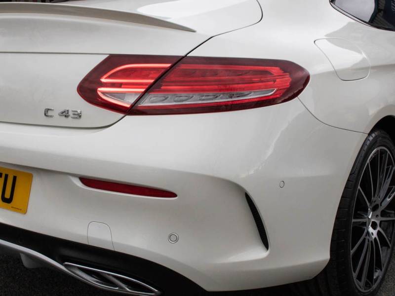 Mercedes Benz C Class   Registered:2017(17)