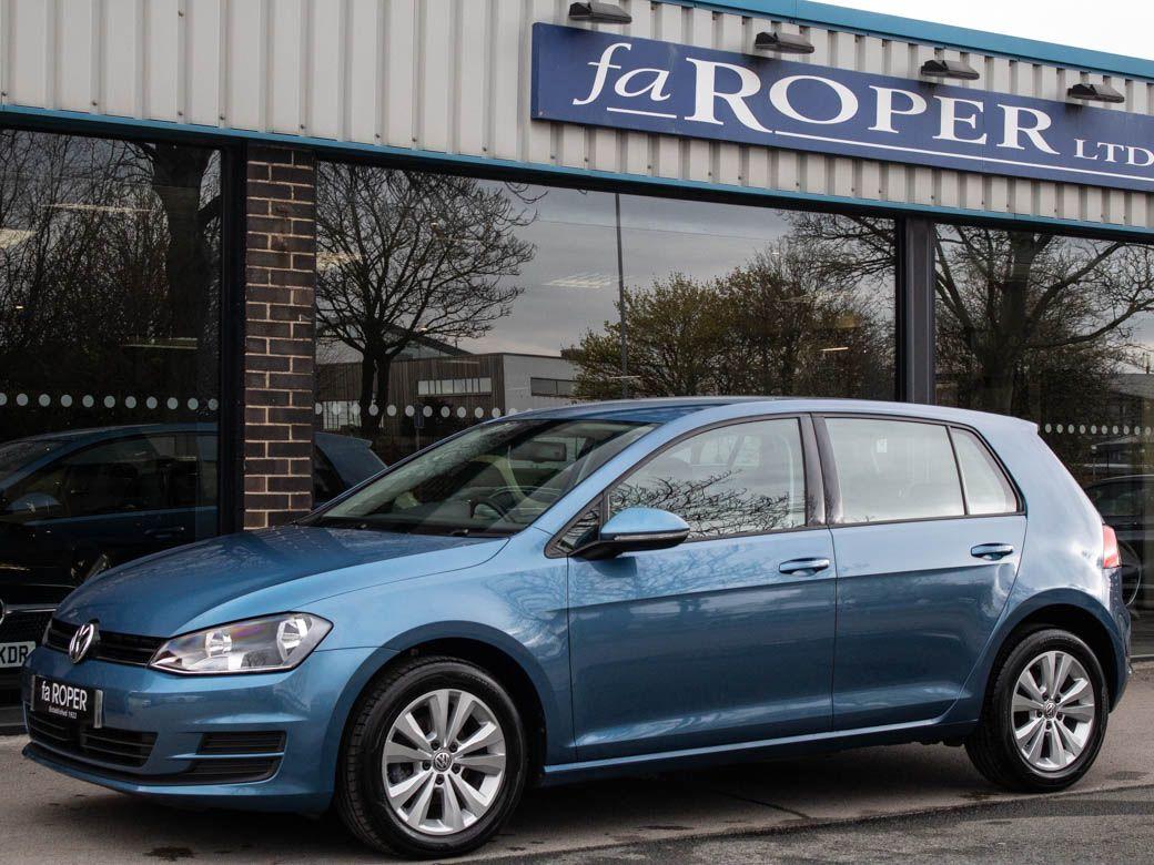 Volkswagen Golf 1.6 TDI 105 SE 5 door Hatchback Diesel Pacific Blue Metallic