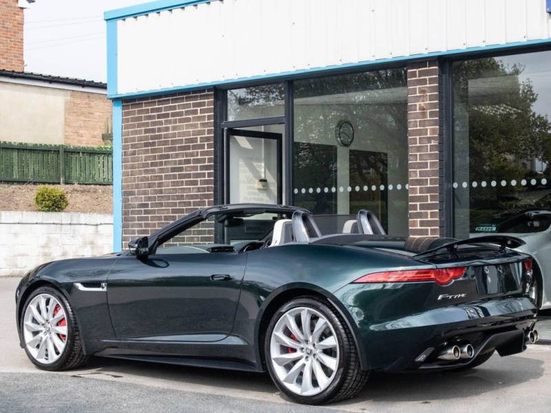 Jaguar F Type   Registered:2013(13)
