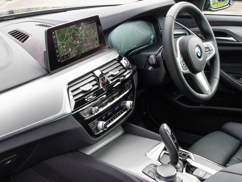 BMW 5 Series   Registered:2018(68)