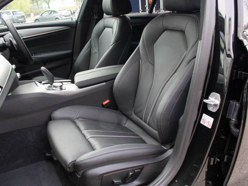 BMW 5 Series   Registered:2018(68)