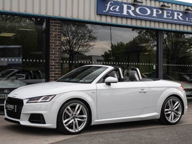 2015 Audi TT Roadster 2.0T FSI quattro S Line S tronic