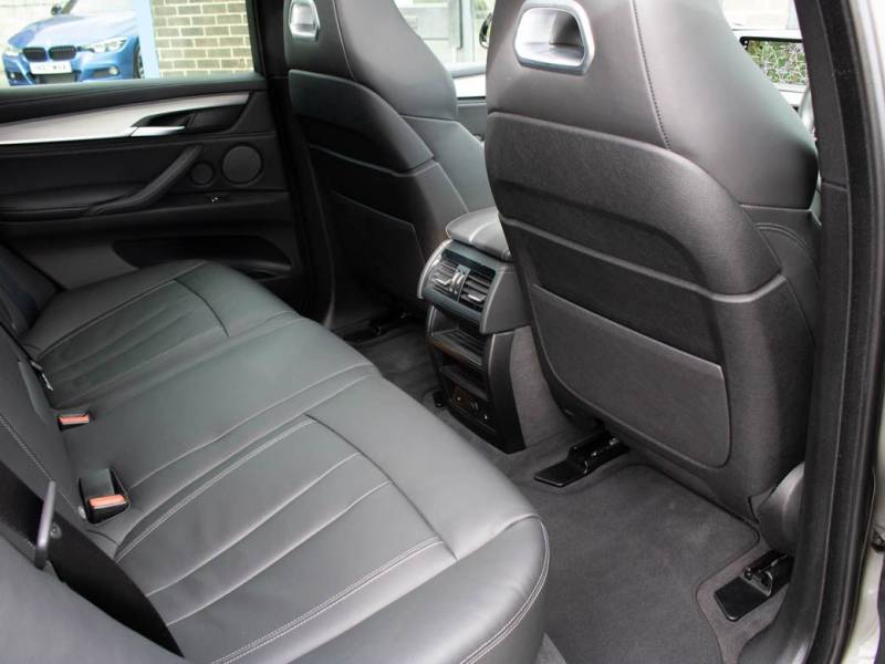 BMW X5 M   Registered:2018(18)