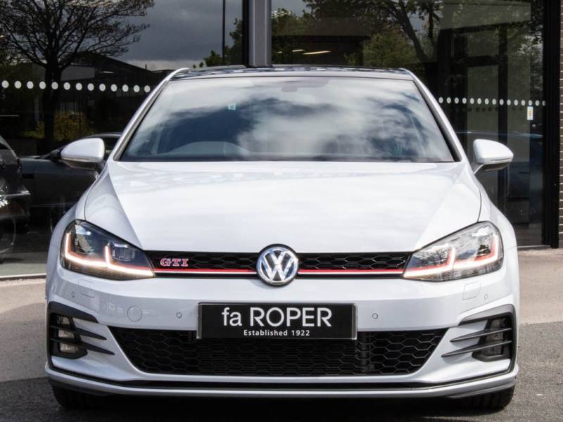 Volkswagen Golf   Registered:2018(68)
