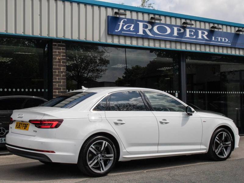 Audi A4   Registered:2017(67)