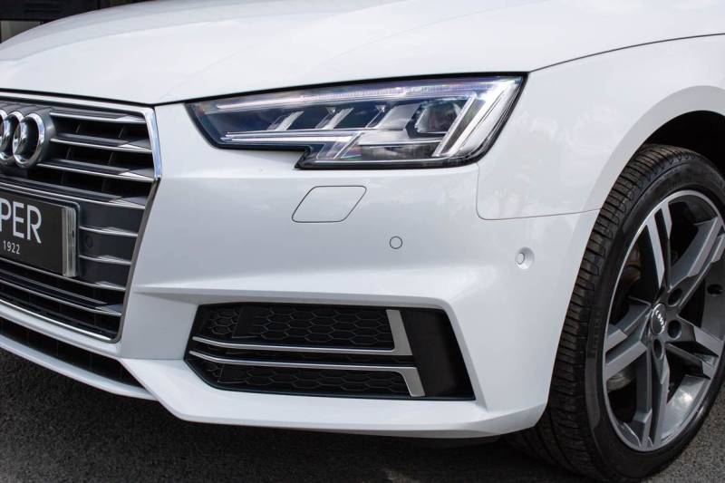 Audi A4   Registered:2017(67)