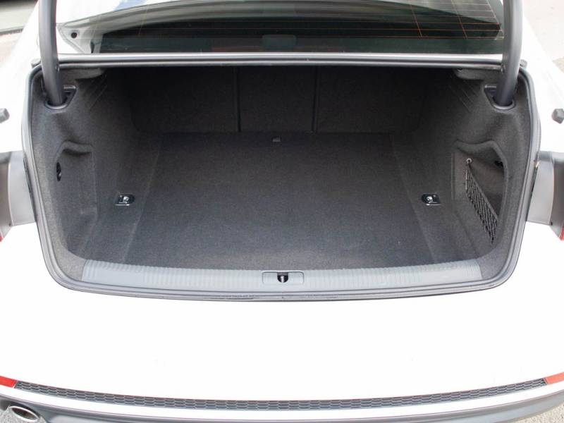 Audi A4   Registered:2017(67)