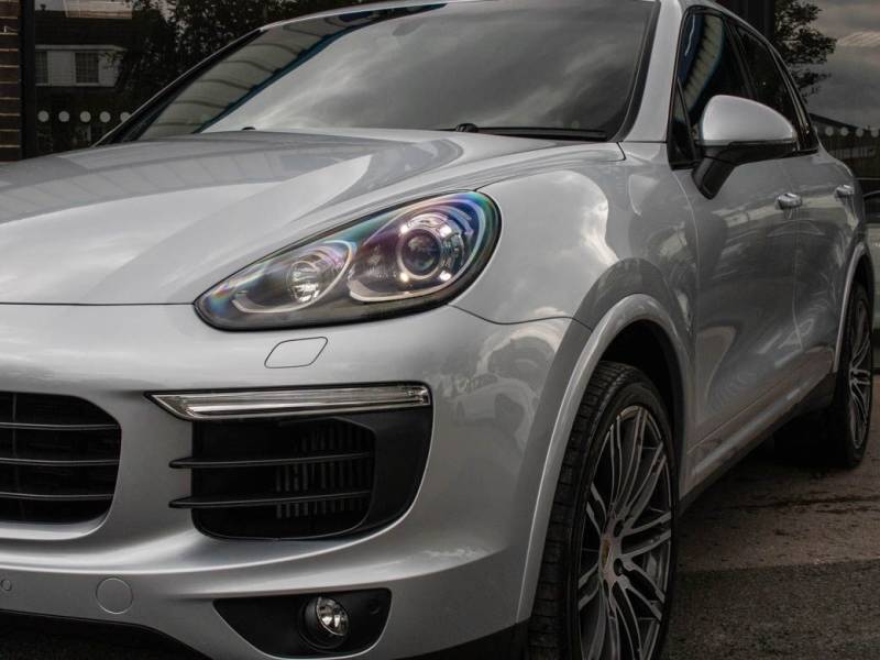 Porsche Cayenne   Registered:2017(17)