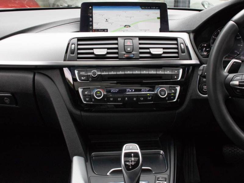 BMW 3 Series   Registered:2017(67)