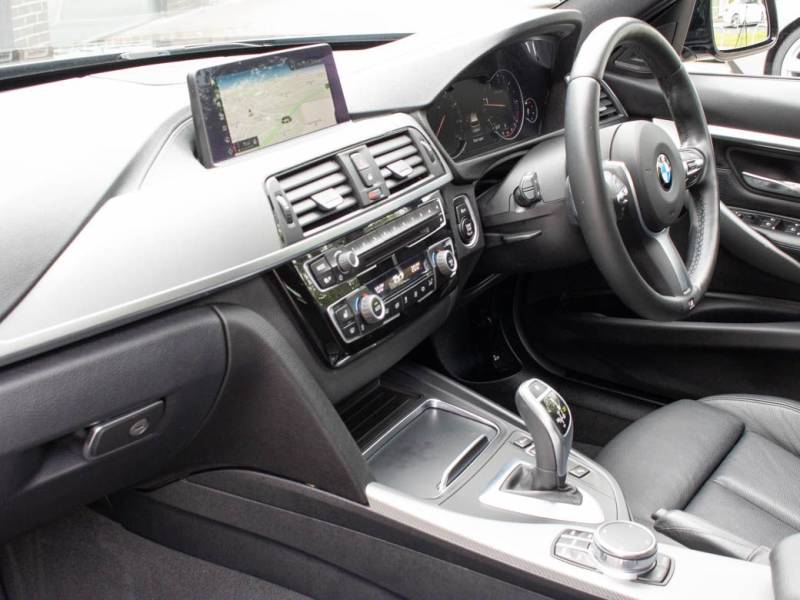 BMW 3 Series   Registered:2017(67)