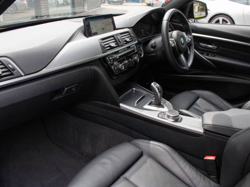 BMW 3 Series   Registered:2017(67)