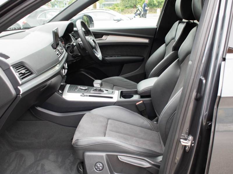 Audi Q5   Registered:2017(67)