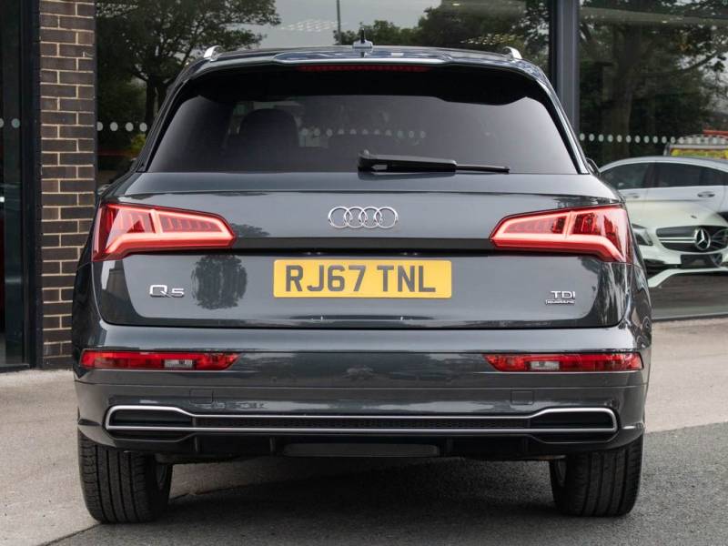 Audi Q5   Registered:2017(67)