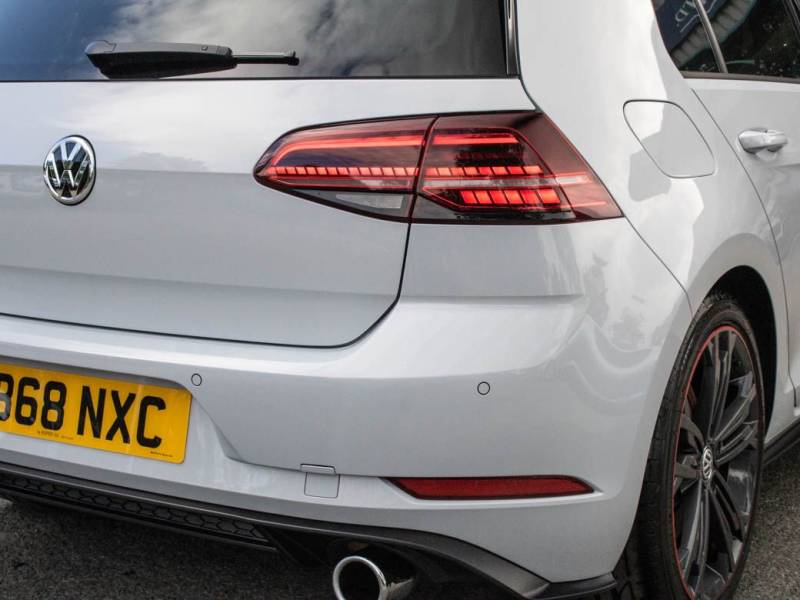 Volkswagen Golf   Registered:2018(68)