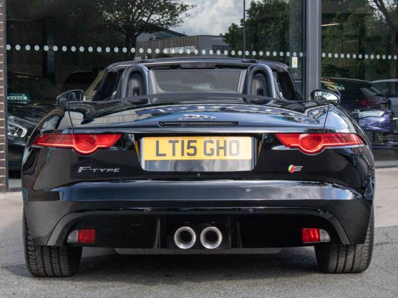 Jaguar F Type   Registered:2015(15)