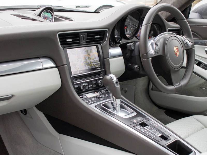 Porsche 911   Registered:2012(62)