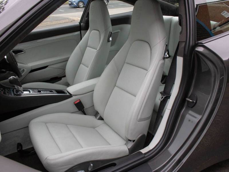 Porsche 911   Registered:2012(62)