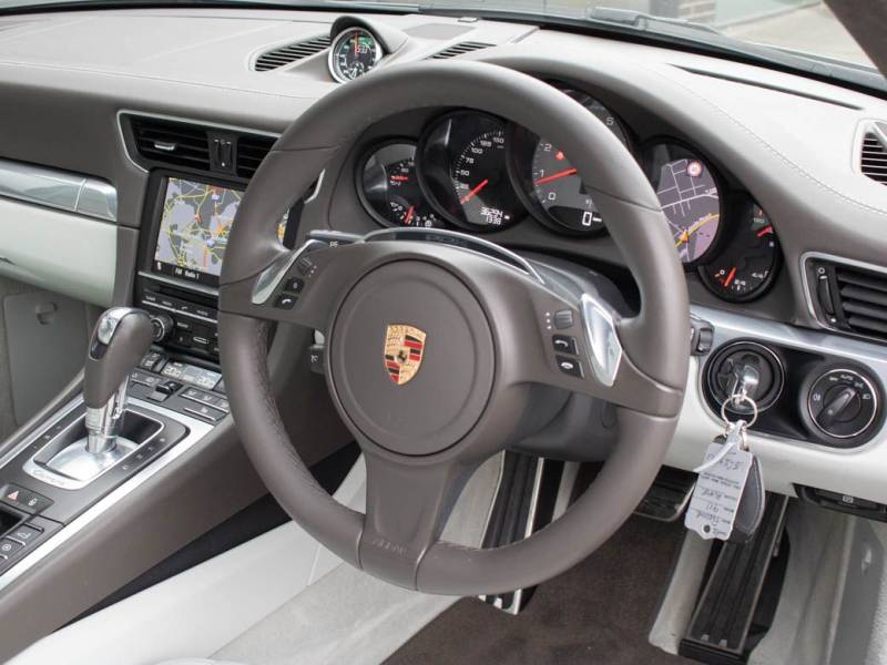 Porsche 911   Registered:2012(62)
