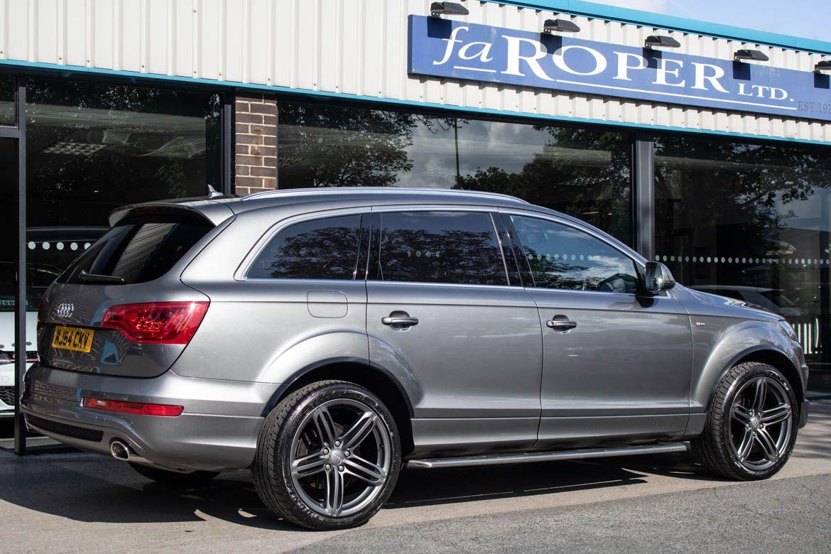 Audi Q7 3.0 TDI quattro S Line Plus Auto 245ps Estate Diesel Graphite Grey Metallic