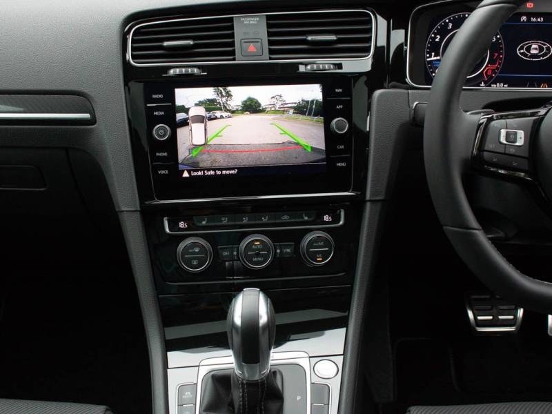 Volkswagen Golf   Registered:2019(19)