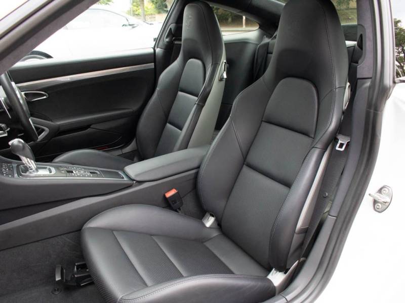 Porsche 911   Registered:2015(15)