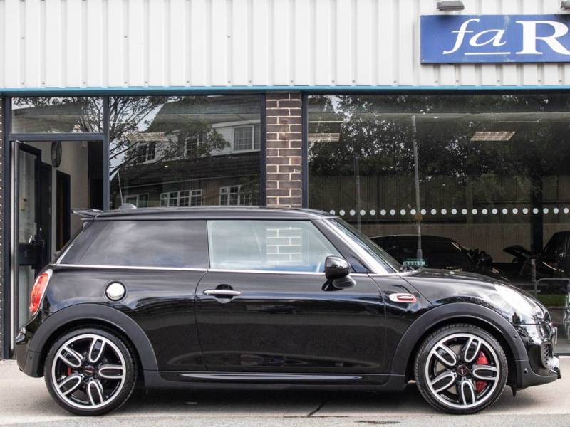 MINI Hatchback   Registered:2017(66)