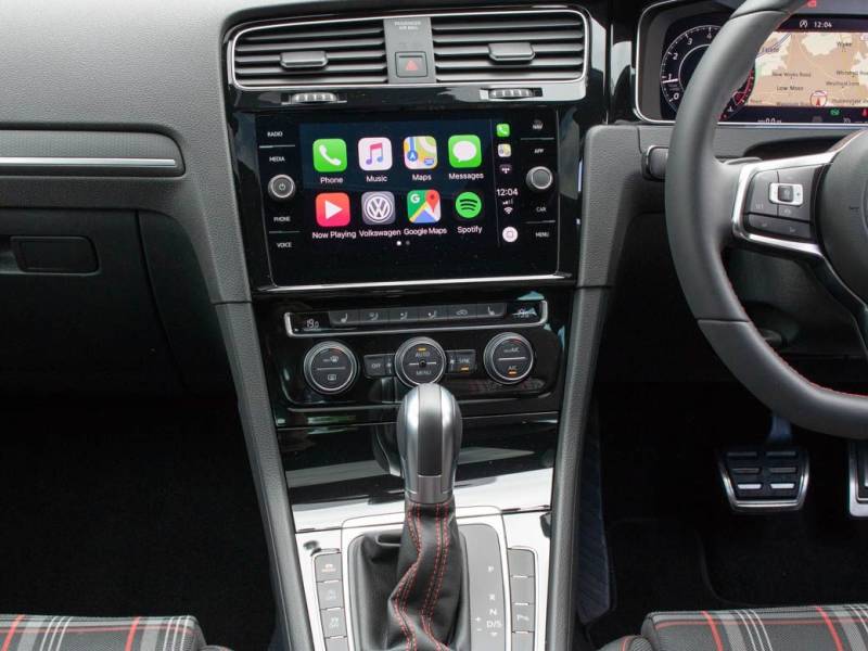 Volkswagen Golf   Registered:2018(68)