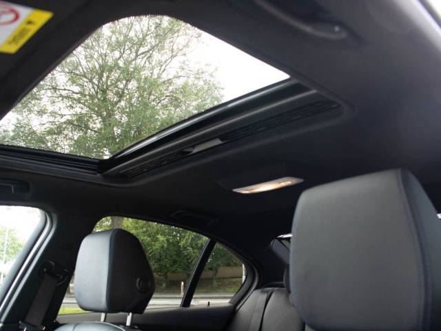2019 BMW 3 Series 2.0 320i M Sport Auto