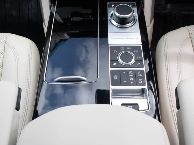 Land Rover Range Rover   Registered:2014(14)