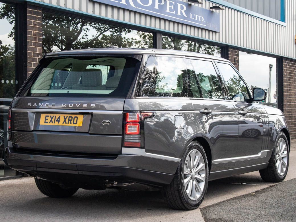 Land Rover Range Rover 3.0 TDV6 Vogue Auto Estate Diesel Corris Grey Metallic