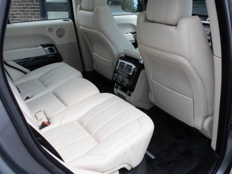 Land Rover Range Rover   Registered:2014(14)