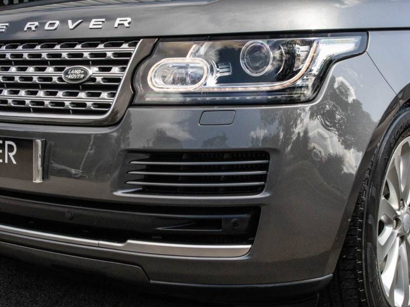 Land Rover Range Rover   Registered:2014(14)
