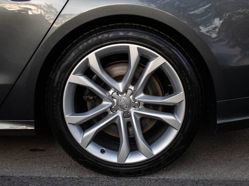 Audi A8   Registered:2015(65)