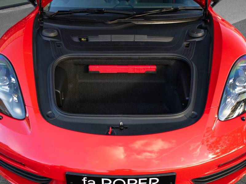 Porsche Cayman   Registered:2019(19)