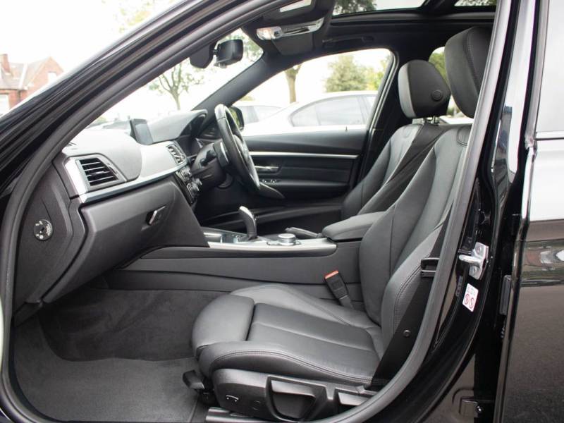 BMW 3 Series   Registered:2017(67)