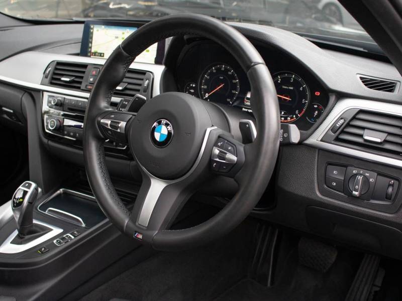 BMW 3 Series   Registered:2017(67)
