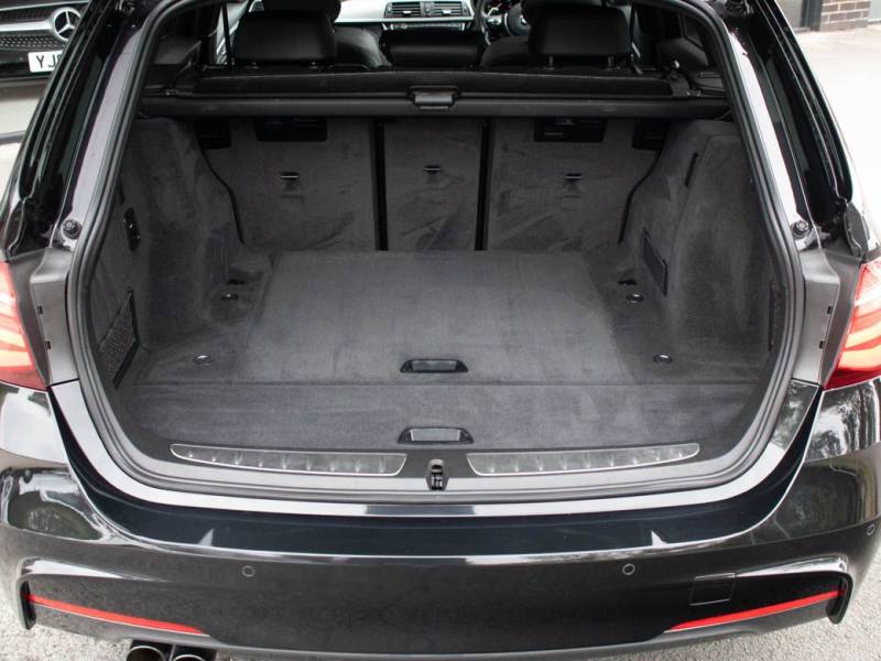 BMW 3 Series   Registered:2017(67)